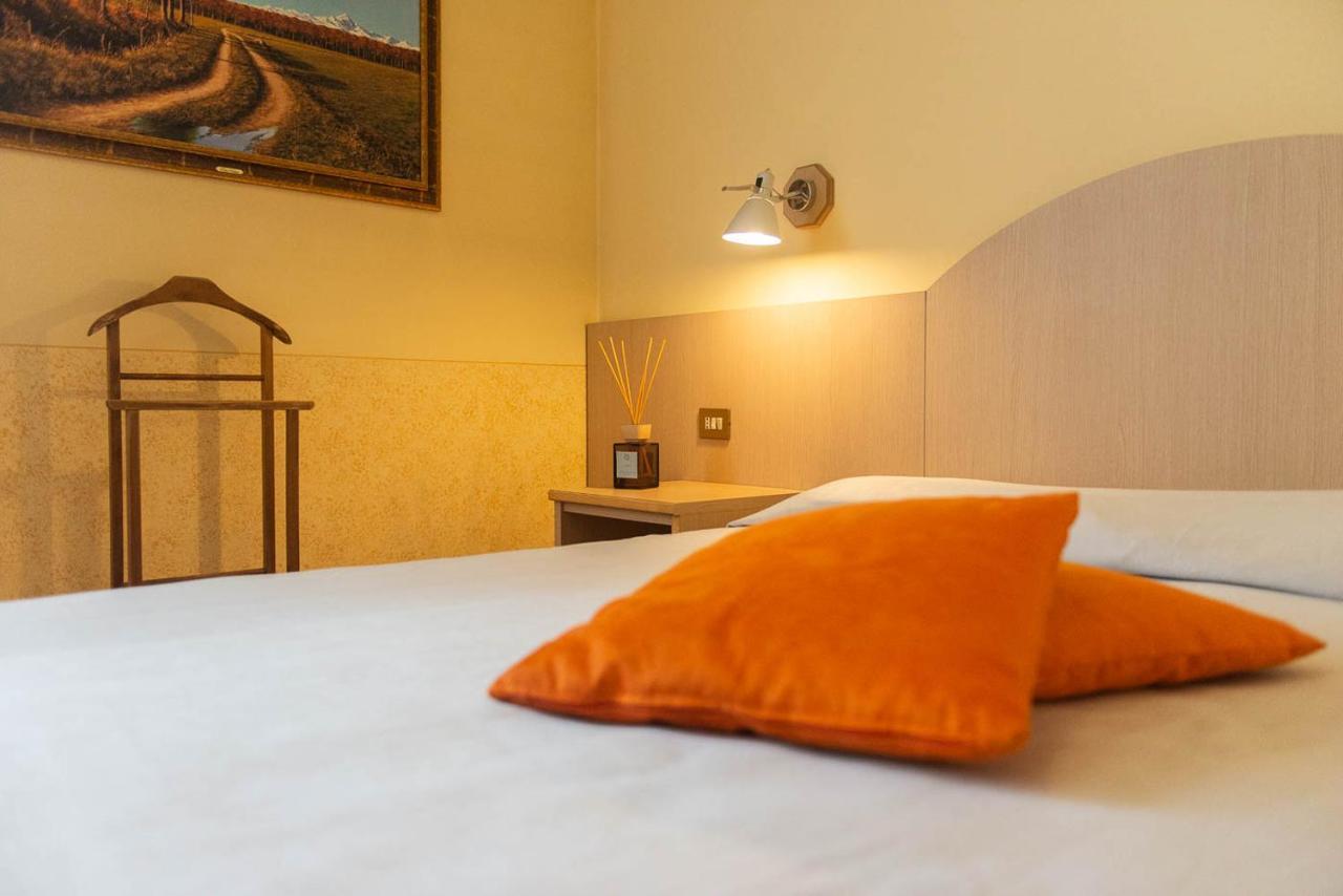 Hotel Europa Chivasso Dış mekan fotoğraf